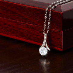 Alluring Beauty necklace